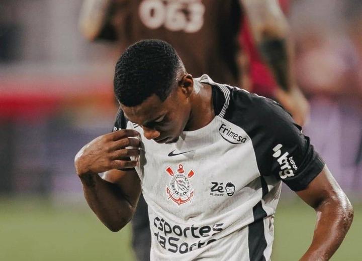 记者:1500万+200万欧,安德烈加盟米兰只差科林蒂安主席批准 新闻