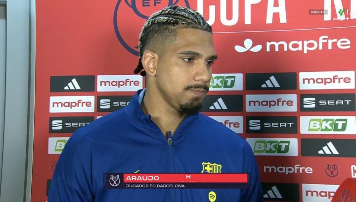 阿劳霍:首回合挖的坑太大;照这么踢下去我们能拿联赛和欧冠 新闻