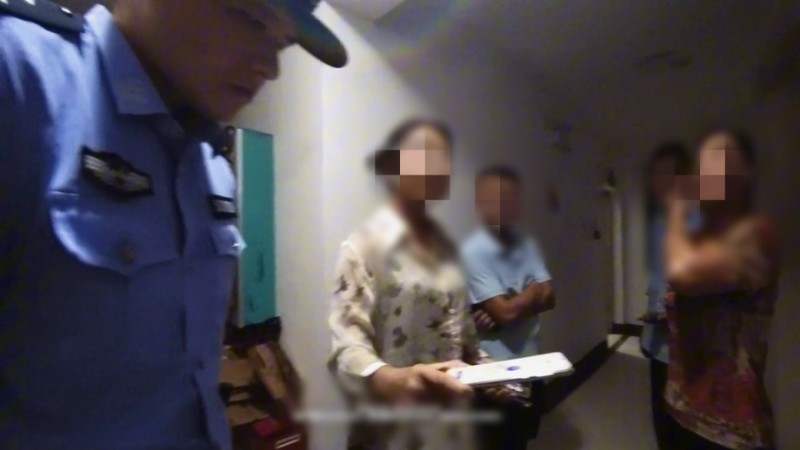 一部手机失而复得的曲折经历;藏匿四月后被定位锁定,重置操作引来赔偿责任。 新闻 一部手机失而复得的曲折经历;藏匿四月后被定位锁定,重置操作引来赔偿责任。 新闻 一部手机失而复得的曲折经历;藏匿四月后被定位锁定,重置操作引来赔偿责任。 新闻 一部手机失而复得的曲折经历;藏匿四月后被定位锁定,重置操作引来赔偿责任。 新闻