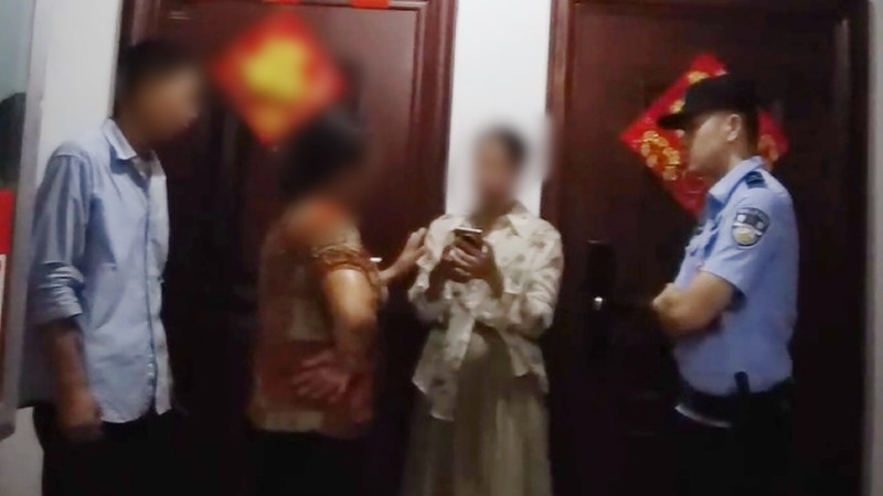 一部手机失而复得的曲折经历;藏匿四月后被定位锁定,重置操作引来赔偿责任。 新闻 一部手机失而复得的曲折经历;藏匿四月后被定位锁定,重置操作引来赔偿责任。 新闻 一部手机失而复得的曲折经历;藏匿四月后被定位锁定,重置操作引来赔偿责任。 新闻 一部手机失而复得的曲折经历;藏匿四月后被定位锁定,重置操作引来赔偿责任。 新闻