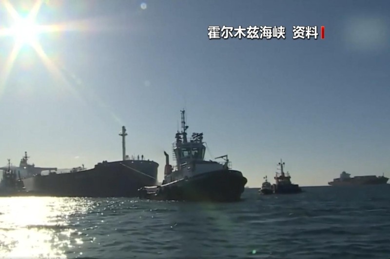 伊朗最高领袖离世引发权力过渡;战场上无人机与导弹交锋不断。 新闻 伊朗最高领袖离世引发权力过渡;战场上无人机与导弹交锋不断。 新闻 伊朗最高领袖离世引发权力过渡;战场上无人机与导弹交锋不断。 新闻 伊朗最高领袖离世引发权力过渡;战场上无人机与导弹交锋不断。 新闻