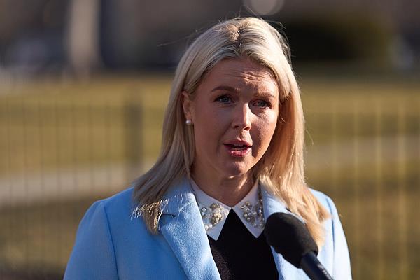 伊朗最高领袖离世引发权力过渡;战场上无人机与导弹交锋不断。 新闻 伊朗最高领袖离世引发权力过渡;战场上无人机与导弹交锋不断。 新闻 伊朗最高领袖离世引发权力过渡;战场上无人机与导弹交锋不断。 新闻 伊朗最高领袖离世引发权力过渡;战场上无人机与导弹交锋不断。 新闻