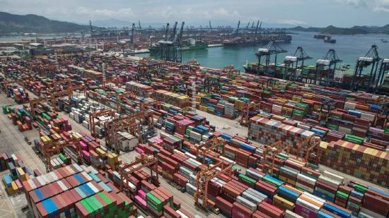  地缘风险加剧能源市场动荡；特朗普对伊朗发出强硬信息，Claude用户规模逆势扩张。 新闻 地缘风险加剧能源市场动荡；特朗普对伊朗发出强硬信息，Claude用户规模逆势扩张。 新闻 地缘风险加剧能源市场动荡；特朗普对伊朗发出强硬信息，Claude用户规模逆势扩张。 新闻