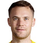  诺伊尔现身看台，拜仁主场完胜；国际比赛日后，他将重返球场。 体育新闻