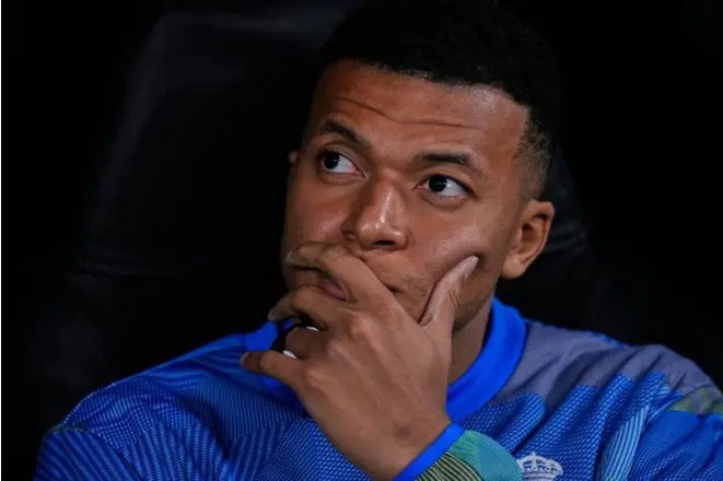  深陷误诊泥潭的顶级球星：当职业光环遮蔽专业严谨，我们该信谁？ 体育新闻 深陷误诊泥潭的顶级球星：当职业光环遮蔽专业严谨，我们该信谁？ 体育新闻