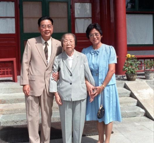  数据复盘：从临终呼唤看烈士后代与革命前辈的深层连接 新闻 数据复盘：从临终呼唤看烈士后代与革命前辈的深层连接 新闻