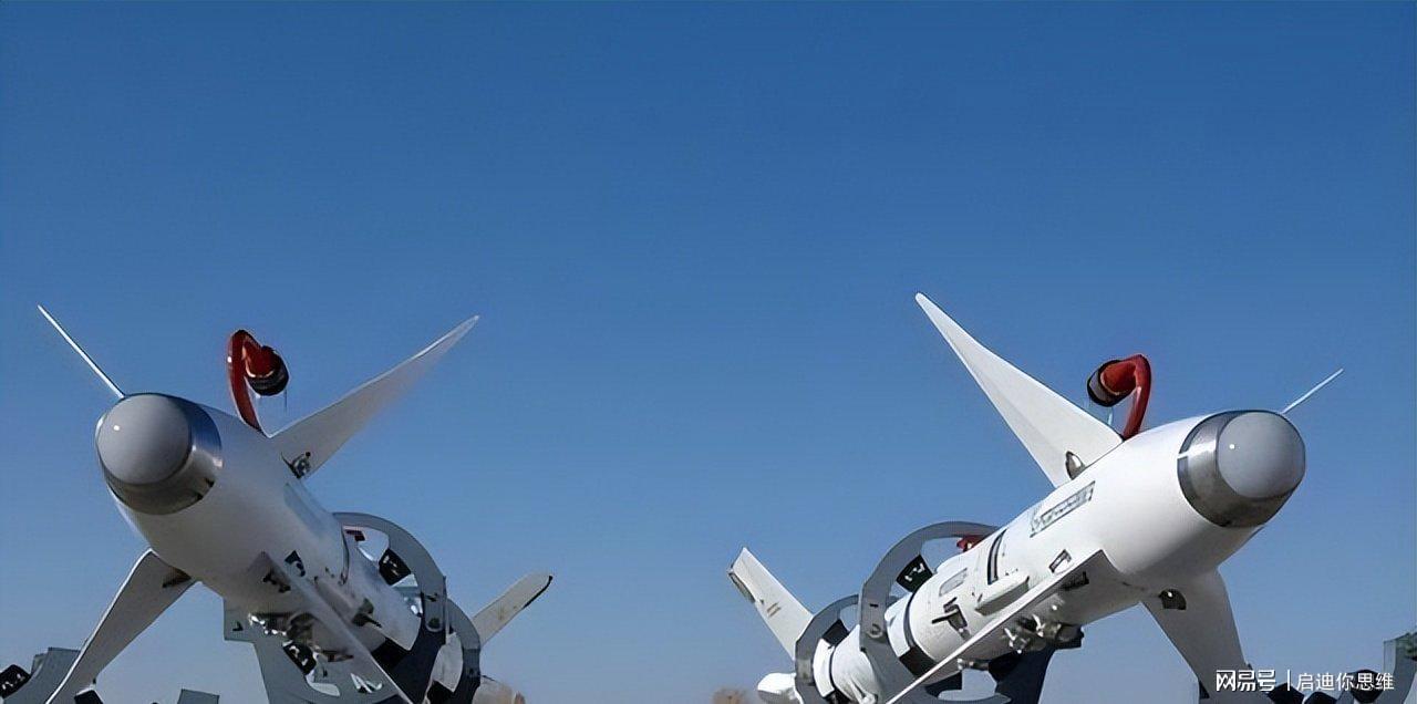  从实验室到实战：霹雳-15技术内核与射程悖论的深度解密 新闻