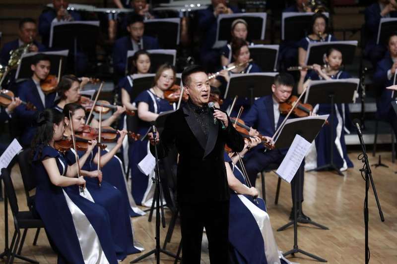  艺术匠心与文化传承的交响：阎维文师生民族声乐音乐会的多维价值解析 文化旅游