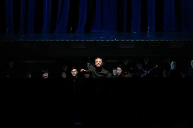  《魔笛》演绎密码：中德联合排演的声乐技术与舞台方法论 文化旅游
