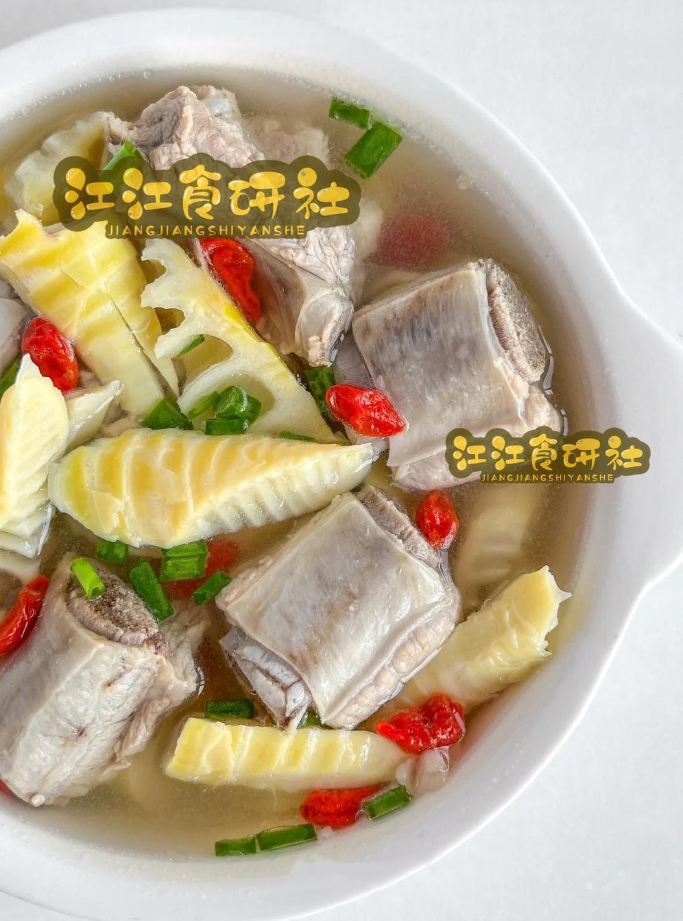  等了整整一年：这碗春笋汤，终于又能喝到了 情感心理